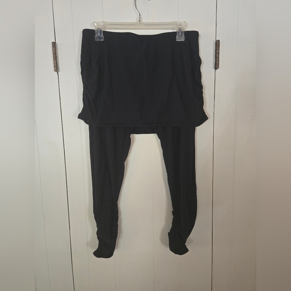 Lucy Skirted Leggings - Picture 1 of 3